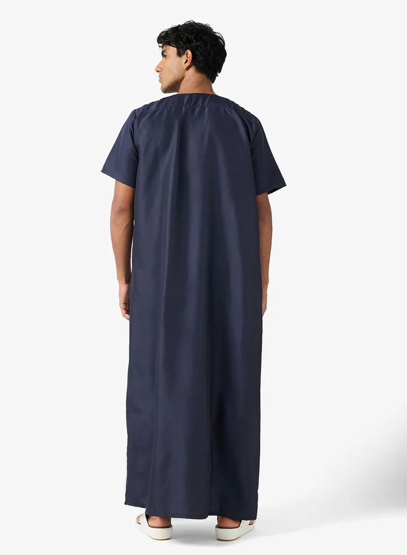 روبرت وود ثوب كلاسيكي بياقة مستديرة